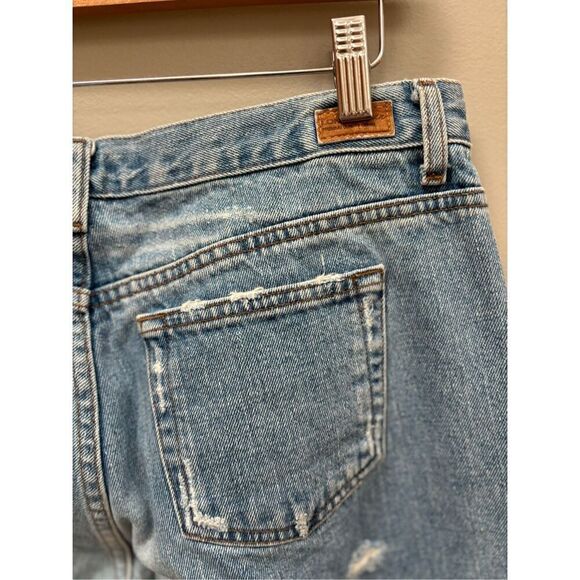 London fog 12 light wash distressed straight cut baggy Mom jeans no stretch ￼ - Picture 7 of 8